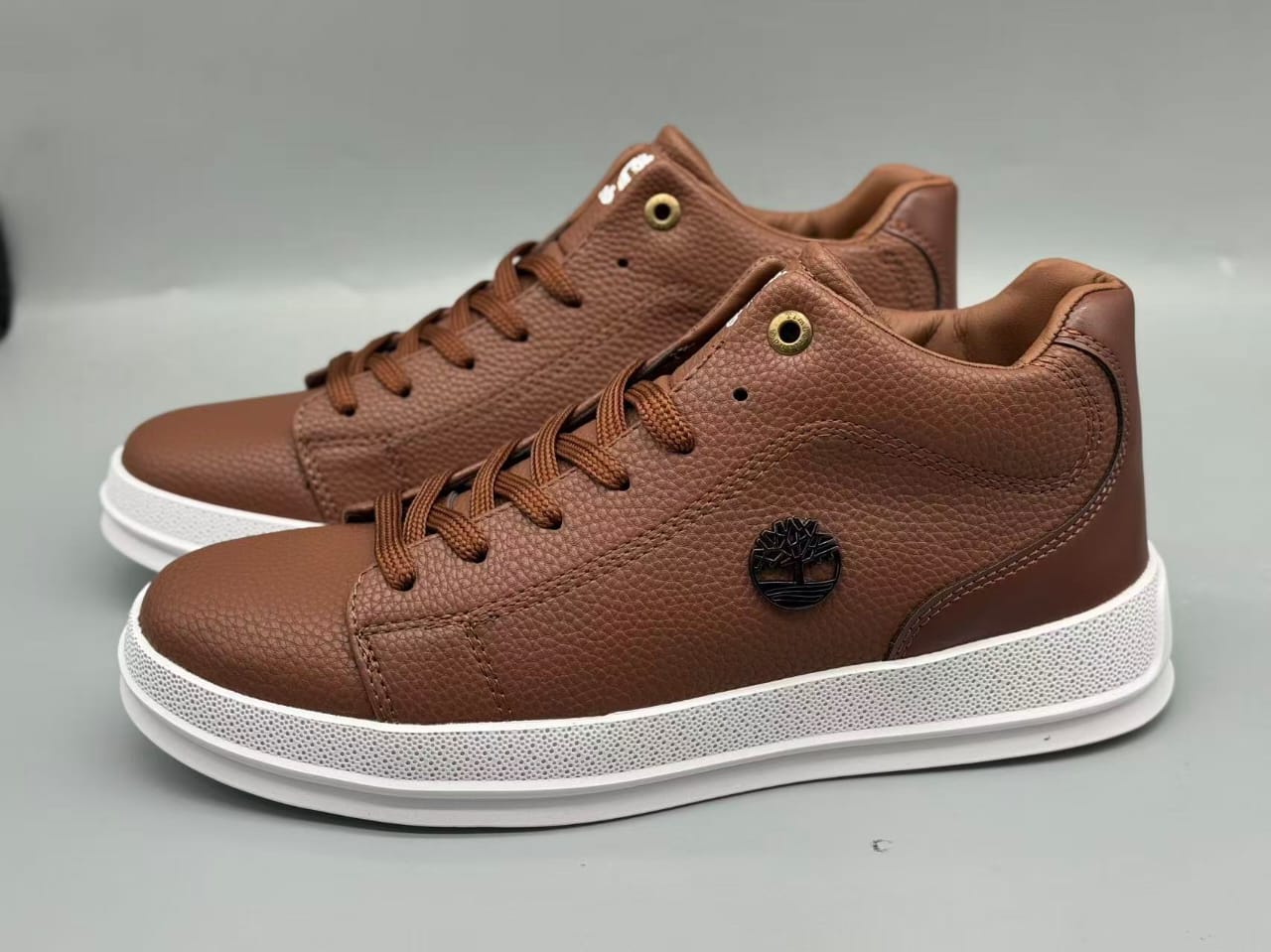 Men’s Brown Leather Casual Sneakers – Low-Top Classic Everyday Shoes