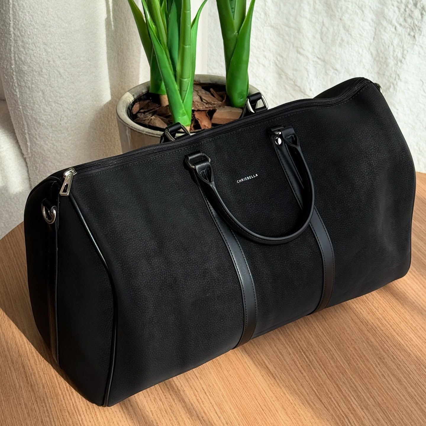 Classic Structured Travel Duffle Bag | Stylish Weekender & Work Carry-On Bag