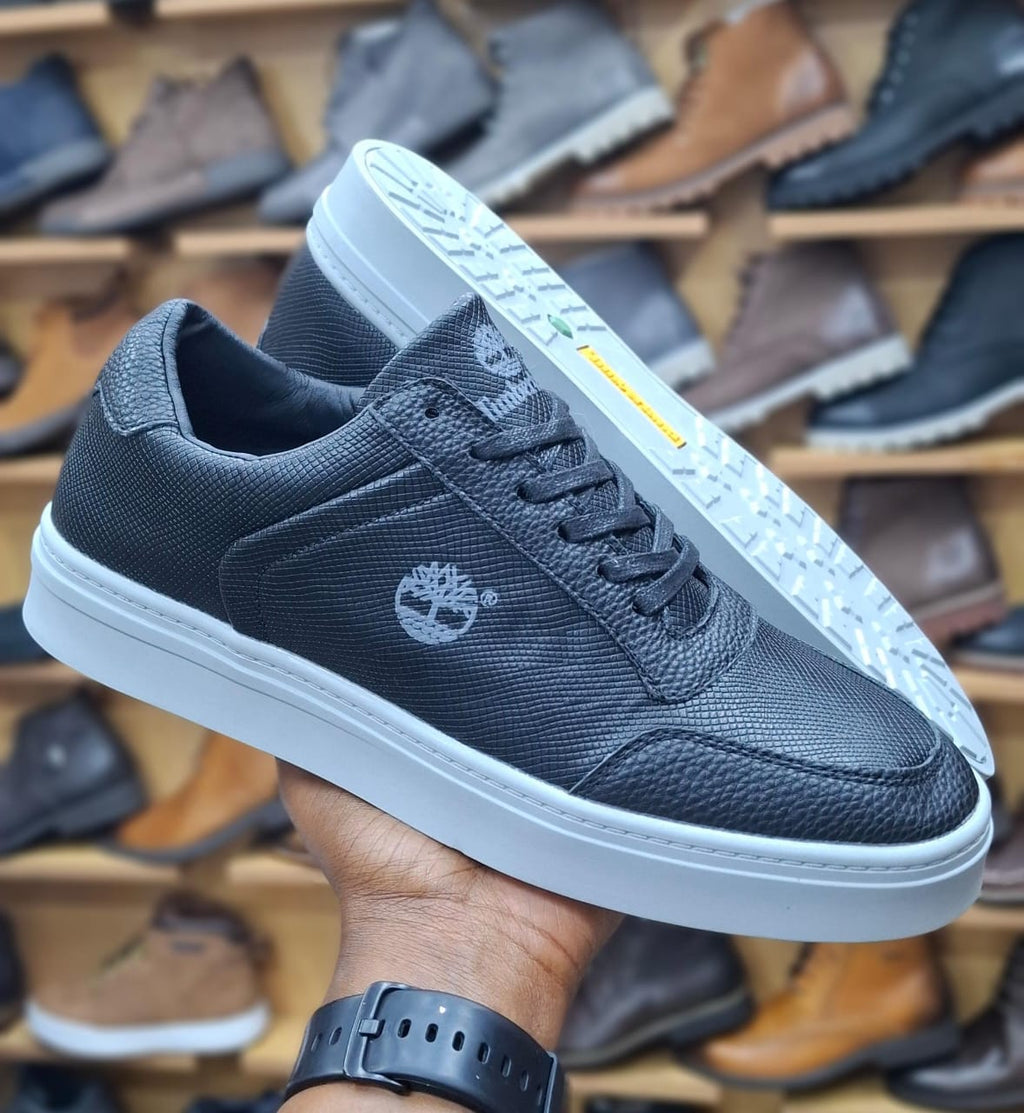 Timberland Men’s Leather Low-Top Sneakers