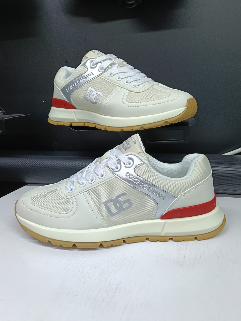 Men’s Designer-Style Low-Top Sneakers