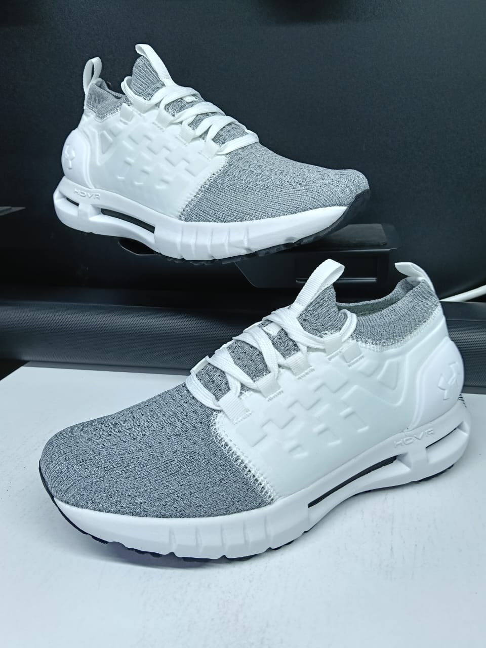 HoverFlex Knit Trainers – Adaptive Cushion Performance Sneakers