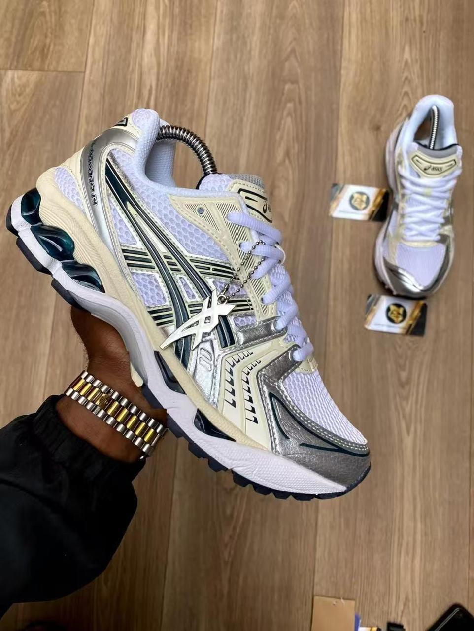 AeroPulse Elite Performance Sneakers – Lightweight Cushioned Running Shoes