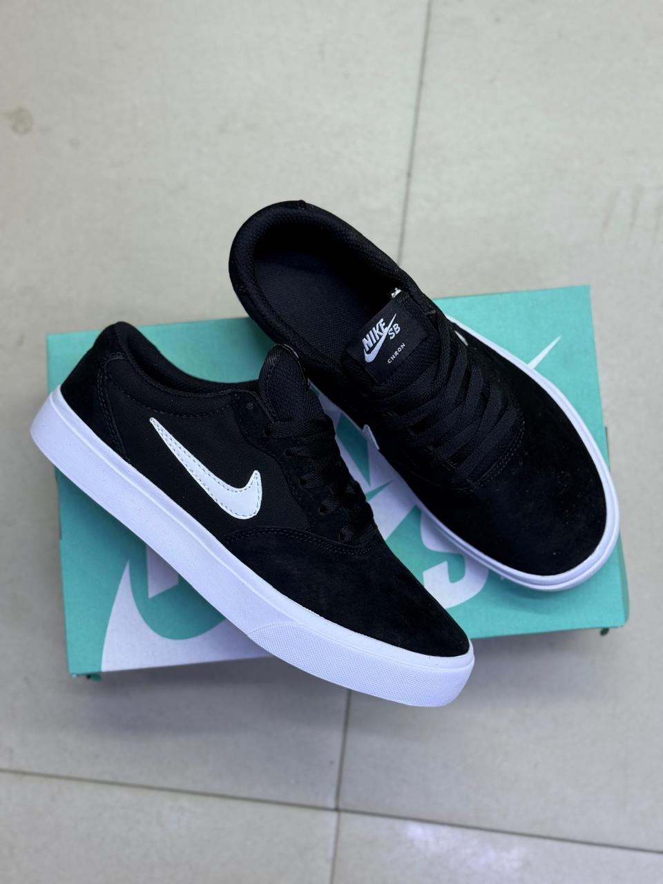 Urban Glide Low-Top Skate Sneakers – Premium Suede Street Style