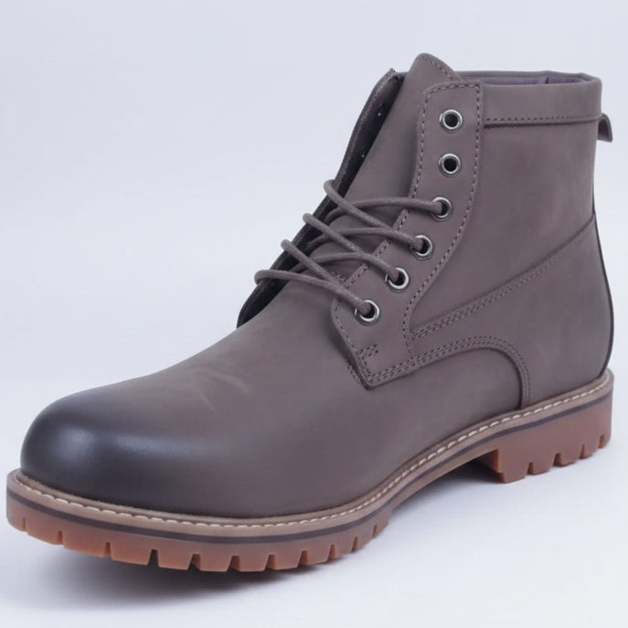 Crazy Discounts – Massive Deals on Shoes| Strada254