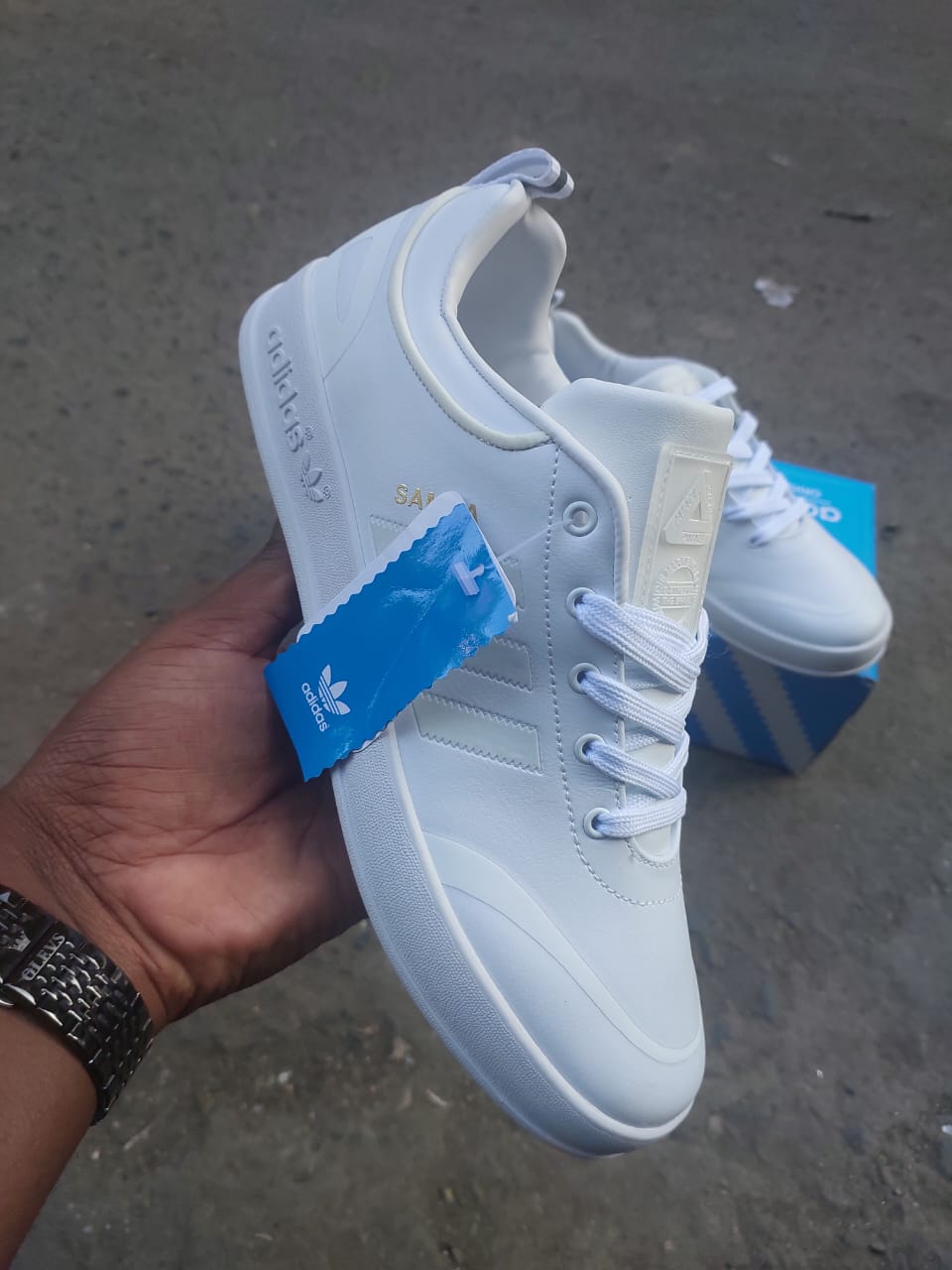 Classic Low-Top Street Sneakers