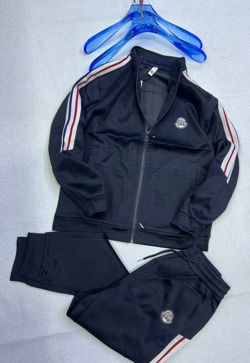 Luxury Premium Tracksuit Set for Men & Women – Travel-Ready Comfort, Elevated Casual Style