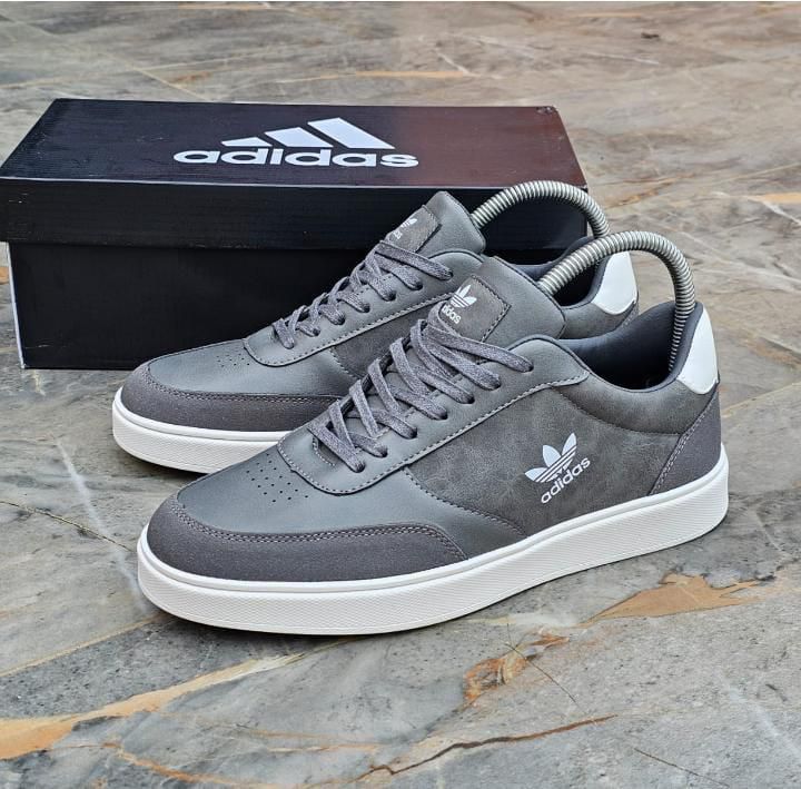 Classic Street Comfort Sneakers –Low-Cut Design