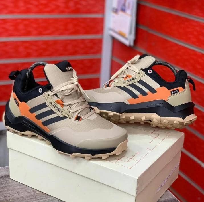 Outdoor Trail Sneakers