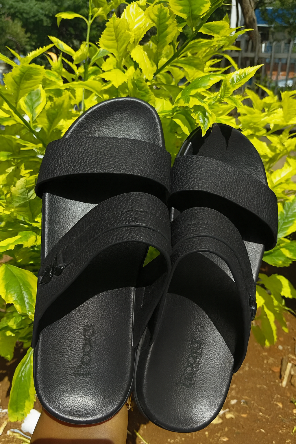 ILook's men’s sandals