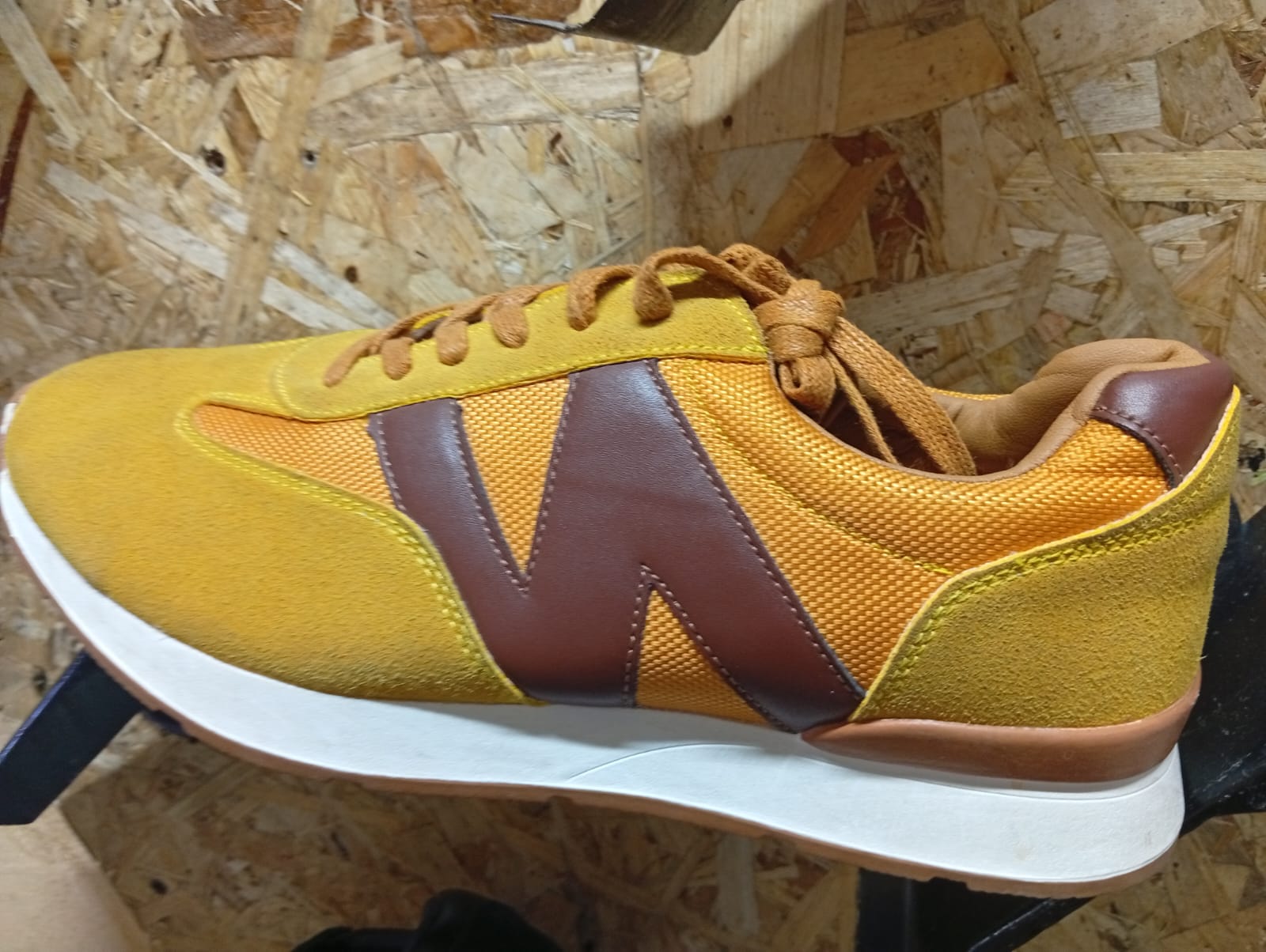 Retro Sport Sneakers – Suede & Mesh Casual Trainers