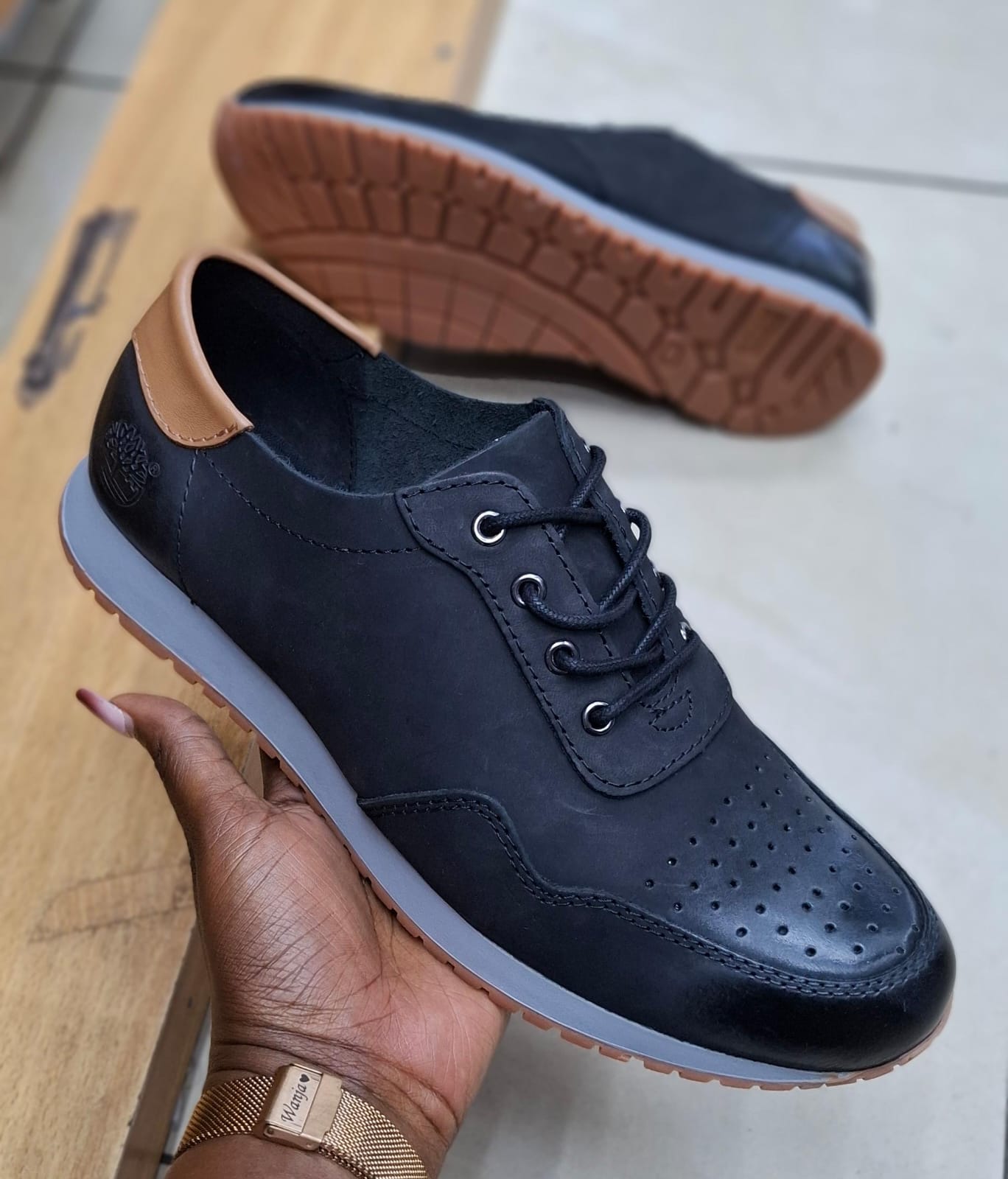 Men’s Lace-Up Casual Leather Shoes