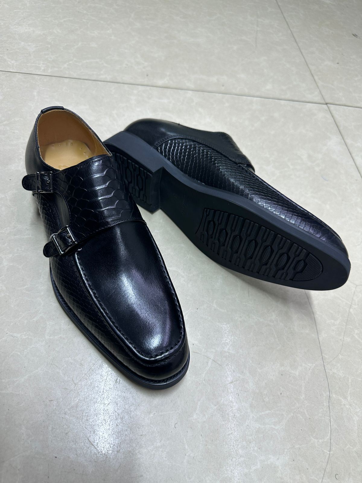 Classic Black Leather Dress Shoes Collection – Formal, Smart & Office-Ready Footwear